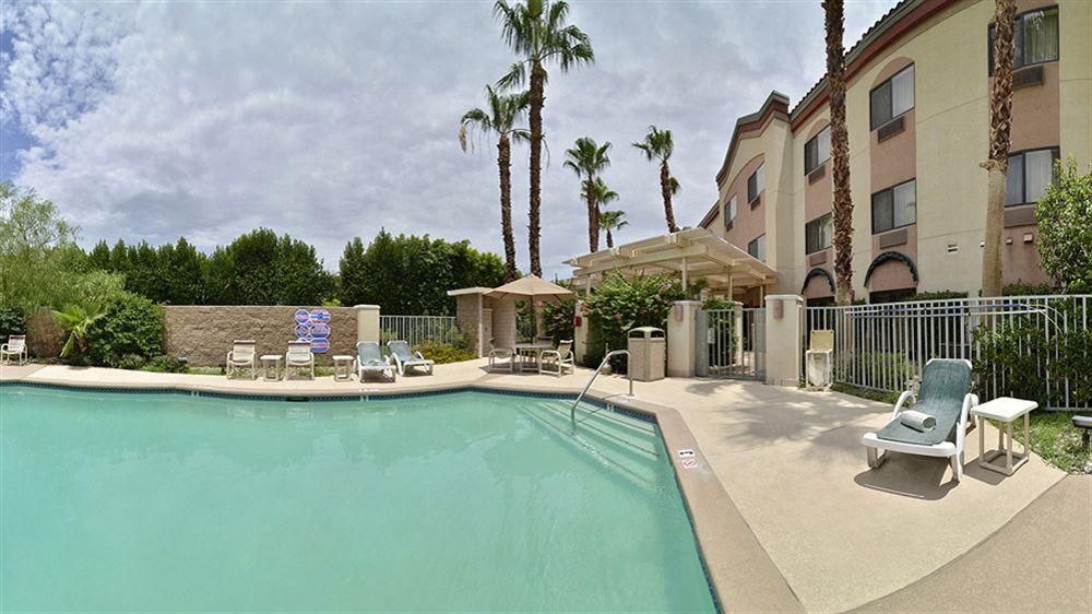 Comfort Suites Palm Desert I-10 Exteriör bild